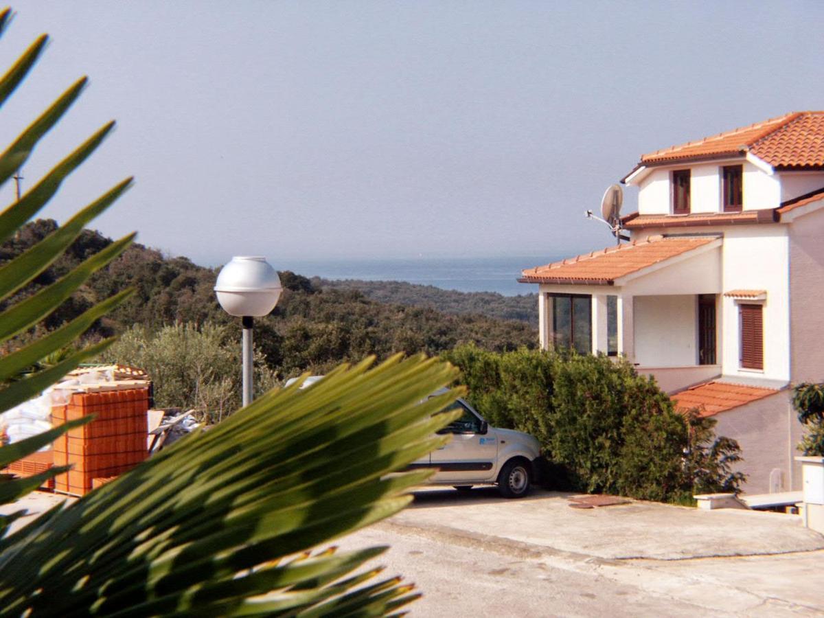 Apartments And Rooms With Wifi Vrsar, Porec - 3007 Екстер'єр фото